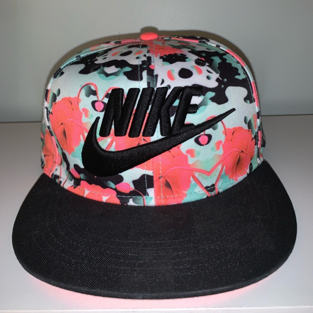 Nike True Hat